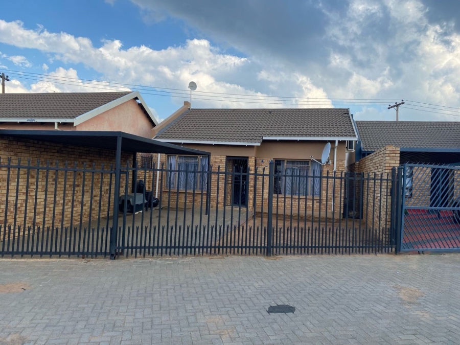 2 Bedroom Property for Sale in Bloemside Free State